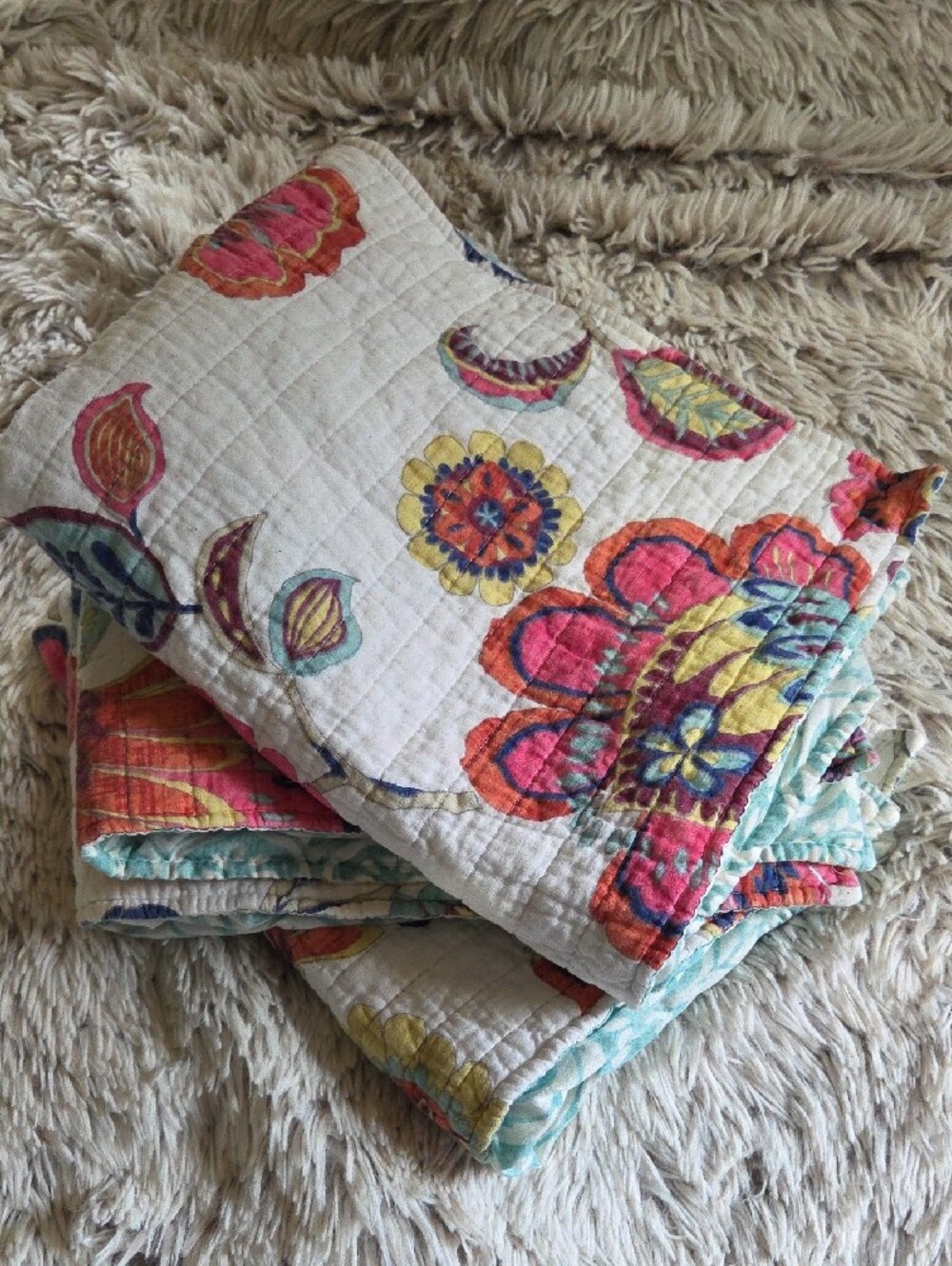 3 Colorful Floral Quilt Standard Shams– Aqua and Multicolor